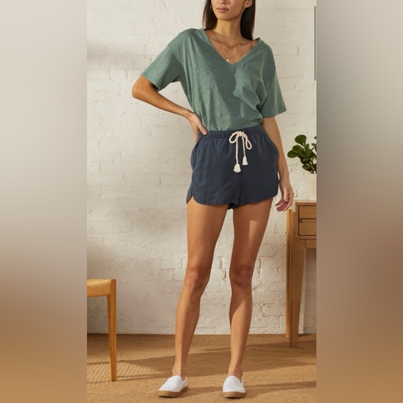 UpWest All Around Navy Blue Shorts, New With Tags, size Large - Picture 2 of 6